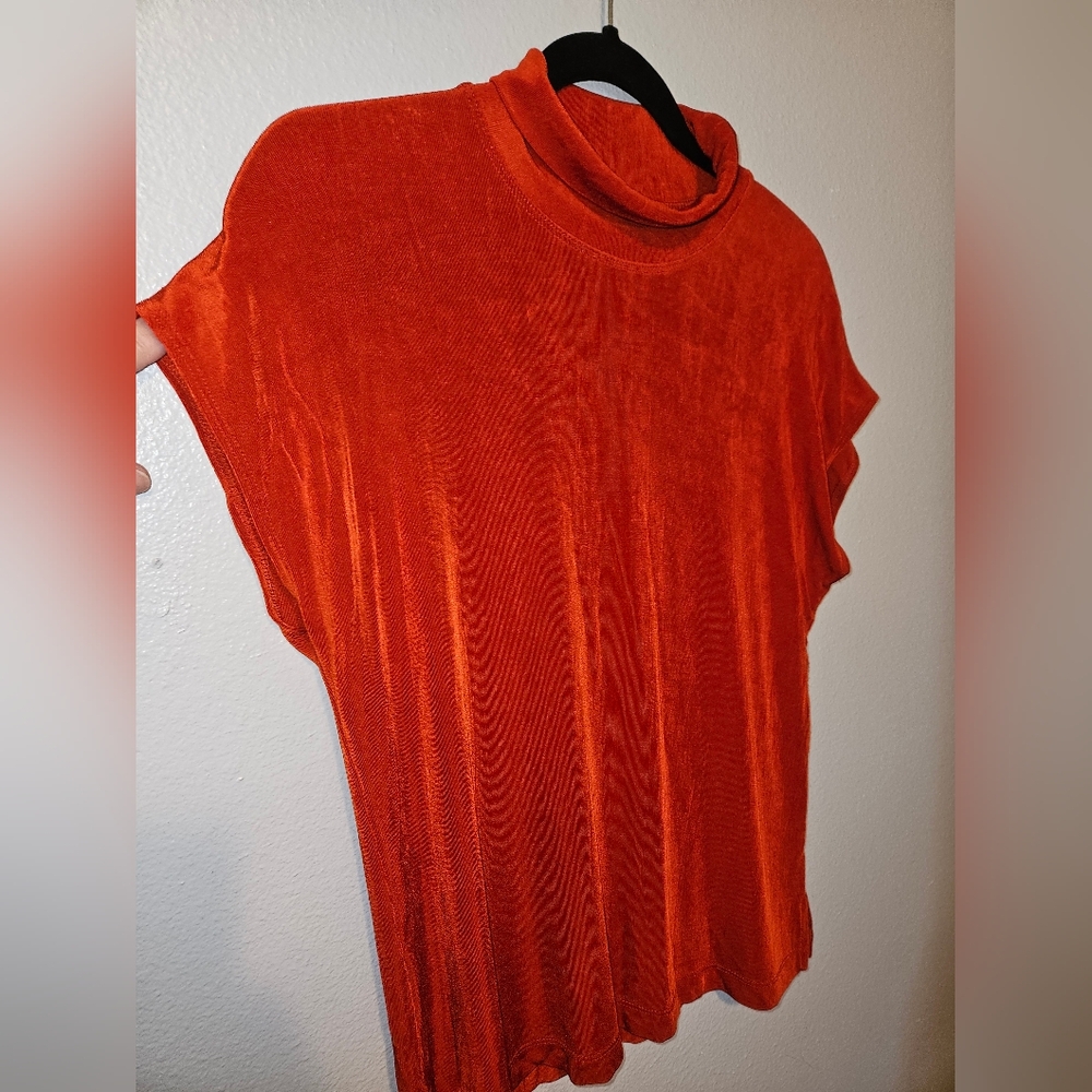 Chicos Travelers Blouse Sleeveless - Picture 3 of 6